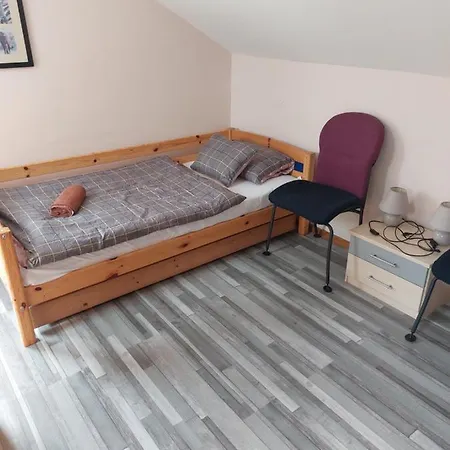 Yvette Apartmanhaz Hotel *