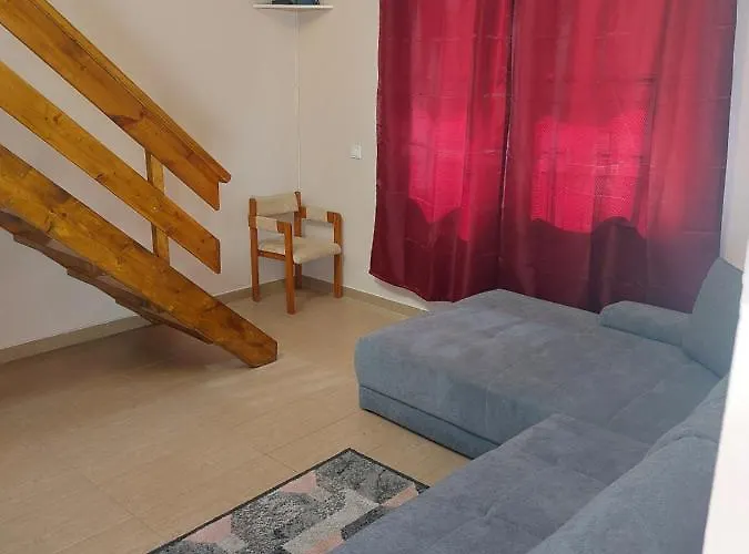 Yvette Apartmanhaz Cserkeszőlő