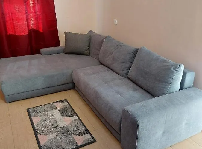 Yvette Apartmanhaz ホテル *