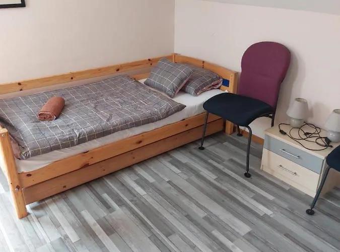 Yvette Apartmanhaz ホテル *